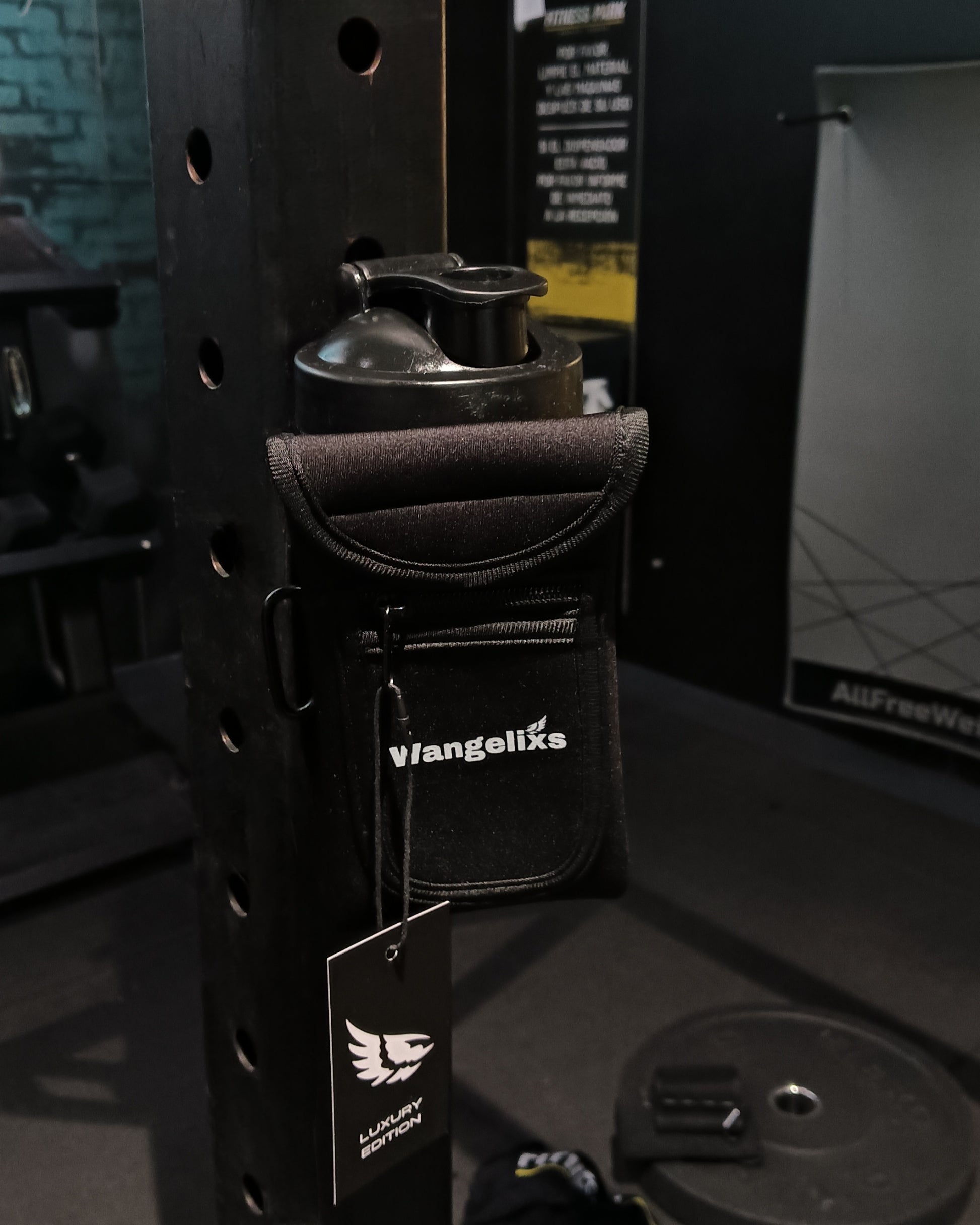 Magnetic Bottle Holder – Wangelixs
