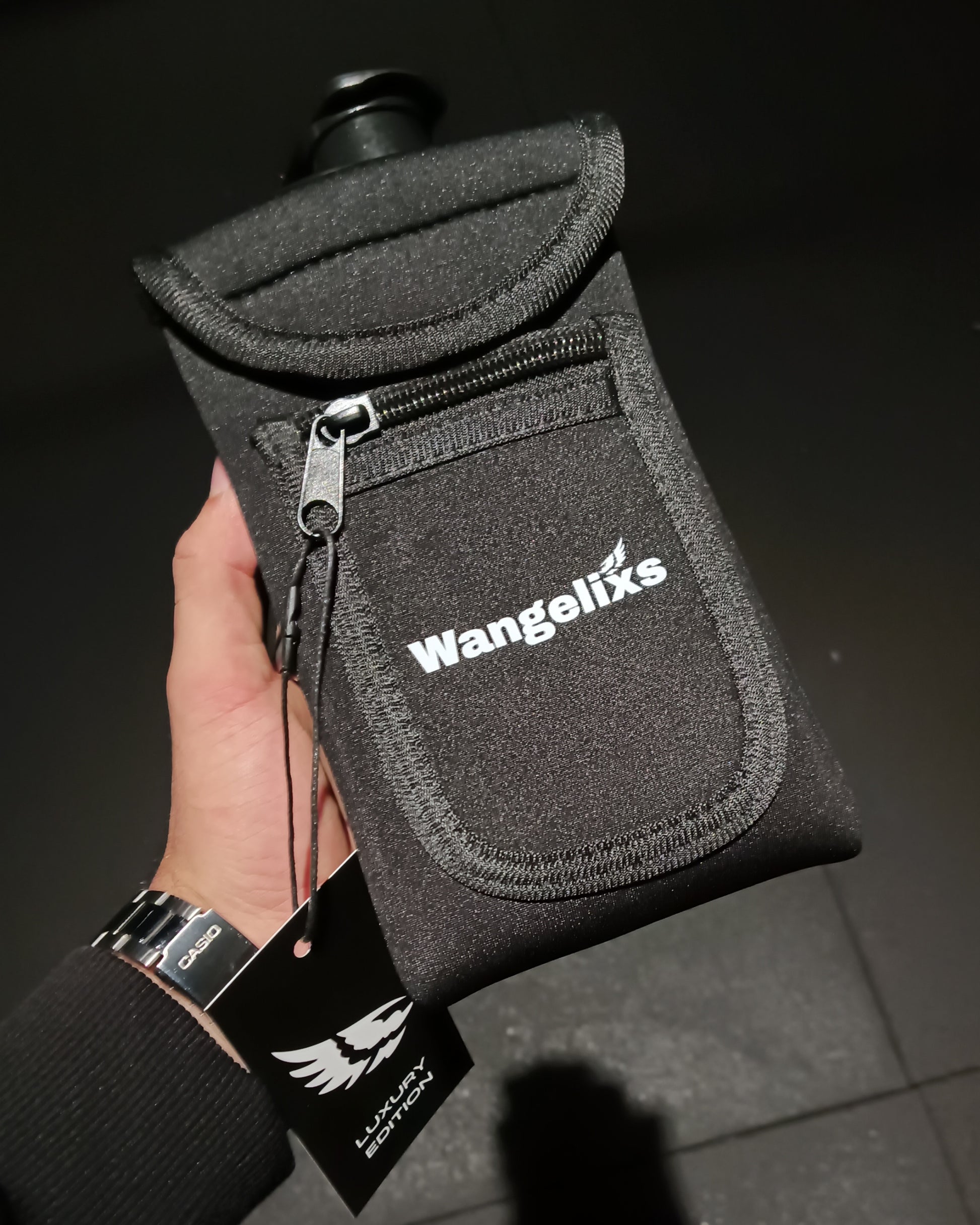 Magnetic Bottle Holder – Wangelixs